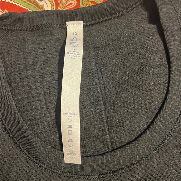 🆕 LULULEMON Swiftly Tech Ling Sleeve Crew Neck Top - Picture 6 of 10